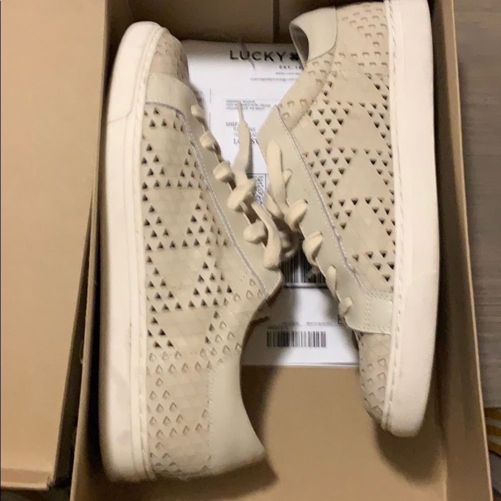 Lucky Sneaker women’s 8